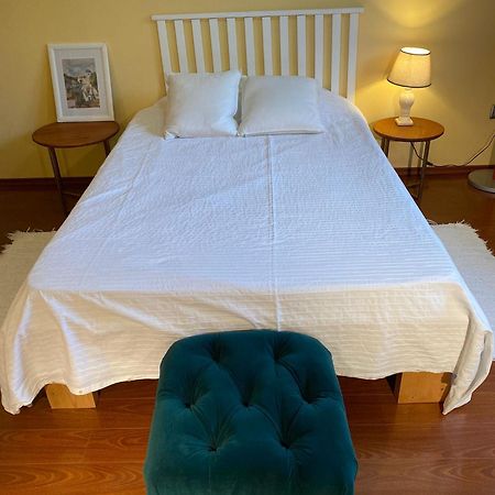 Cosy Bedroom For 2 With Balcony In A Family Villa Turnu Măgurele エクステリア 写真