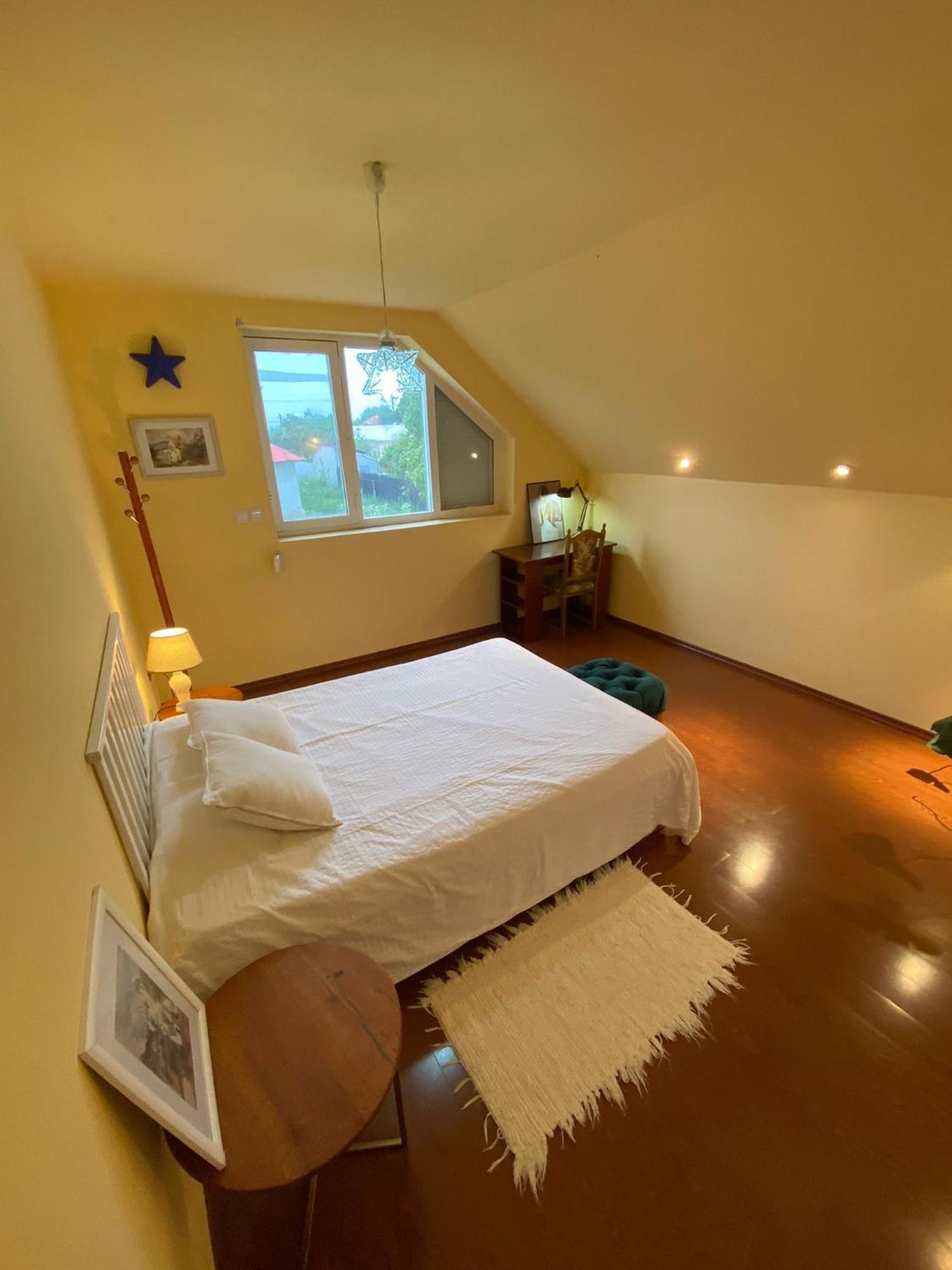 Cosy Bedroom For 2 With Balcony In A Family Villa Turnu Măgurele エクステリア 写真