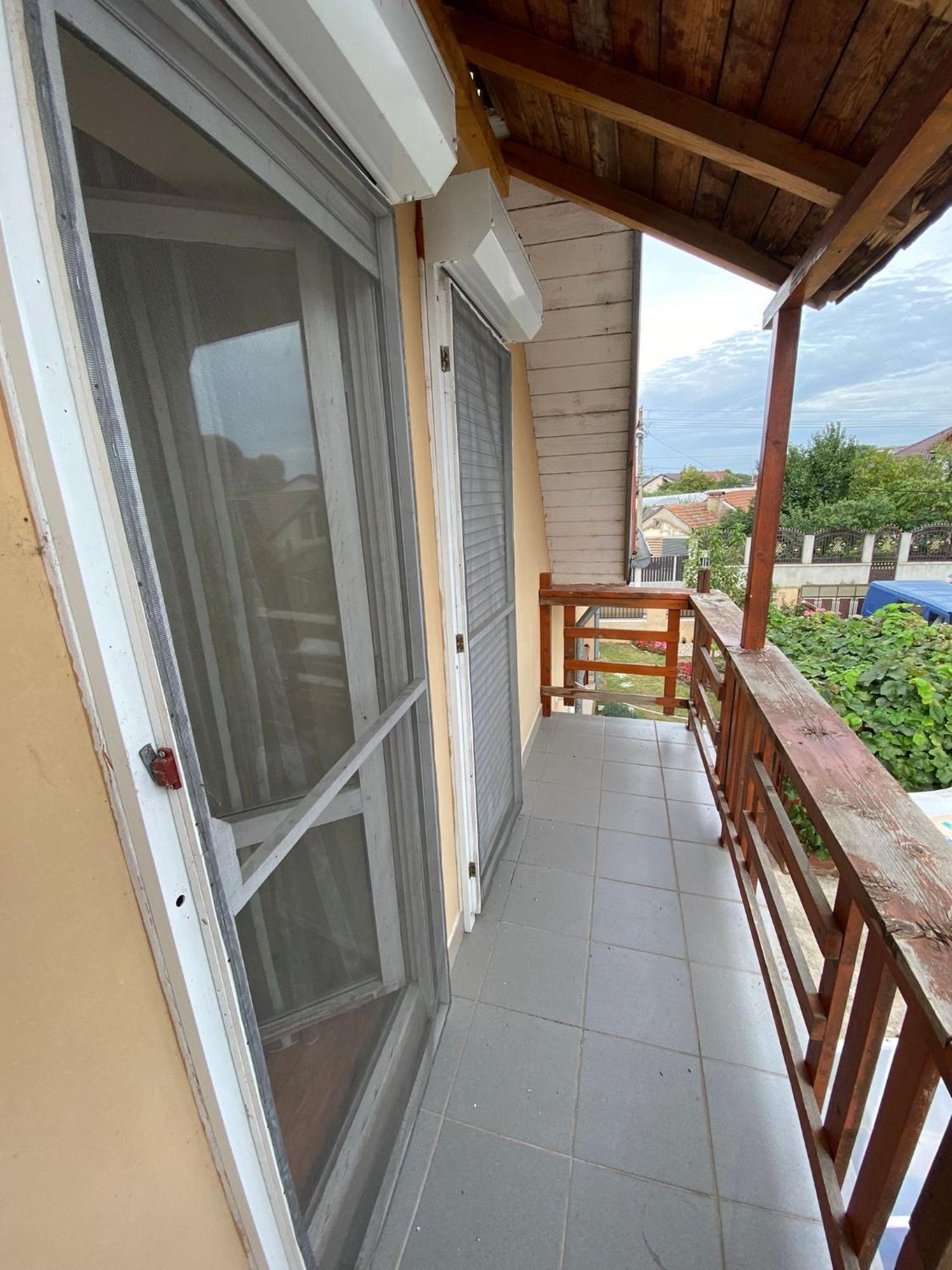 Cosy Bedroom For 2 With Balcony In A Family Villa Turnu Măgurele エクステリア 写真